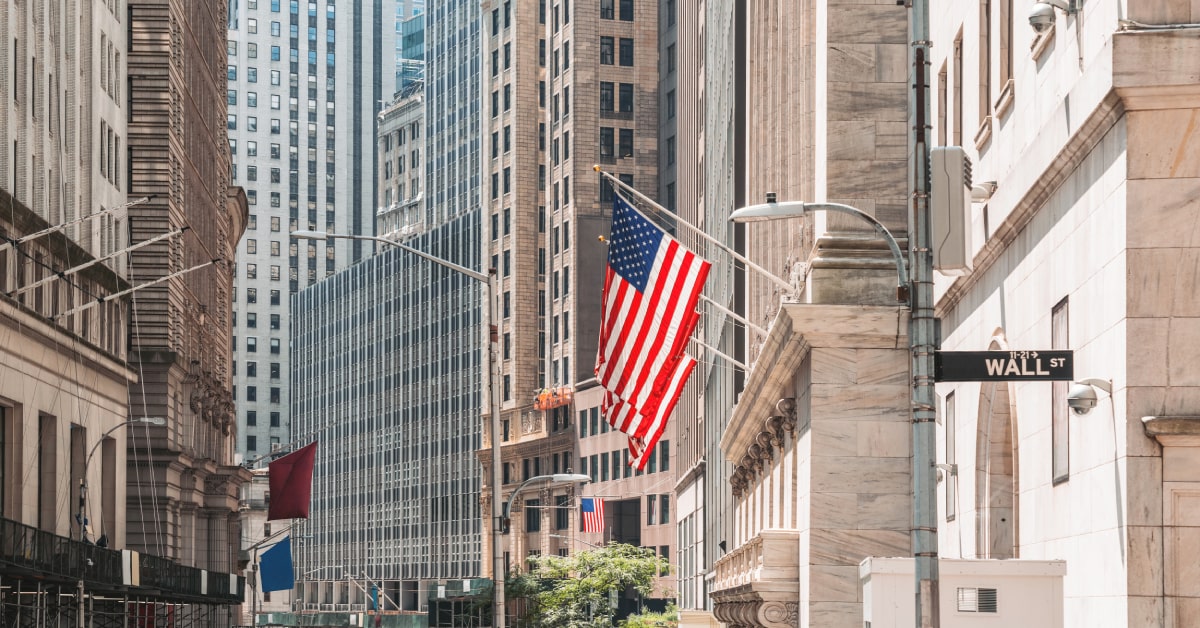 纳指暴涨12.5%：不要过于乐观